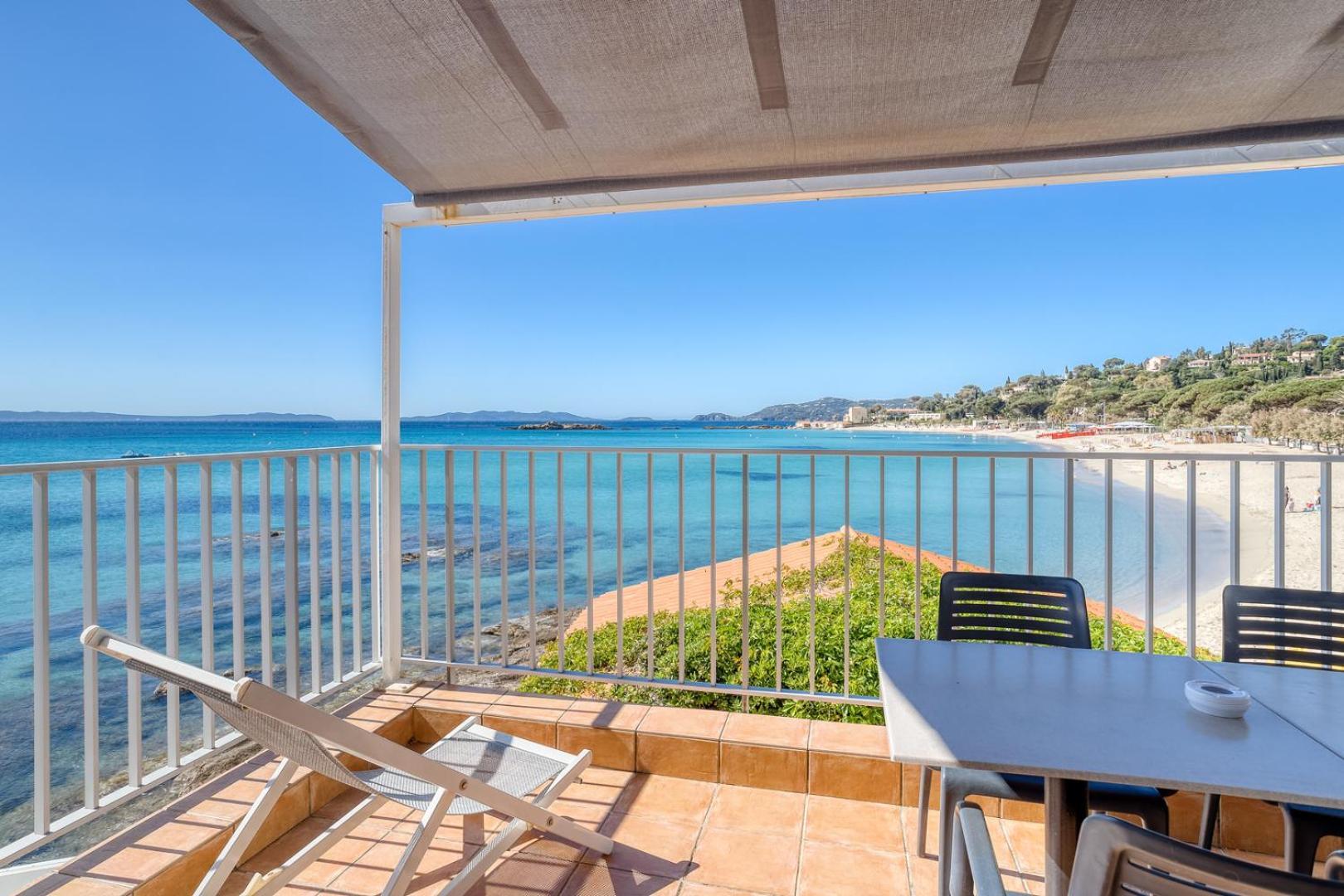 Roc Hotel - Hotel 4 Etoiles Les Pieds Dans L'Eau Le Lavandou Exterior foto