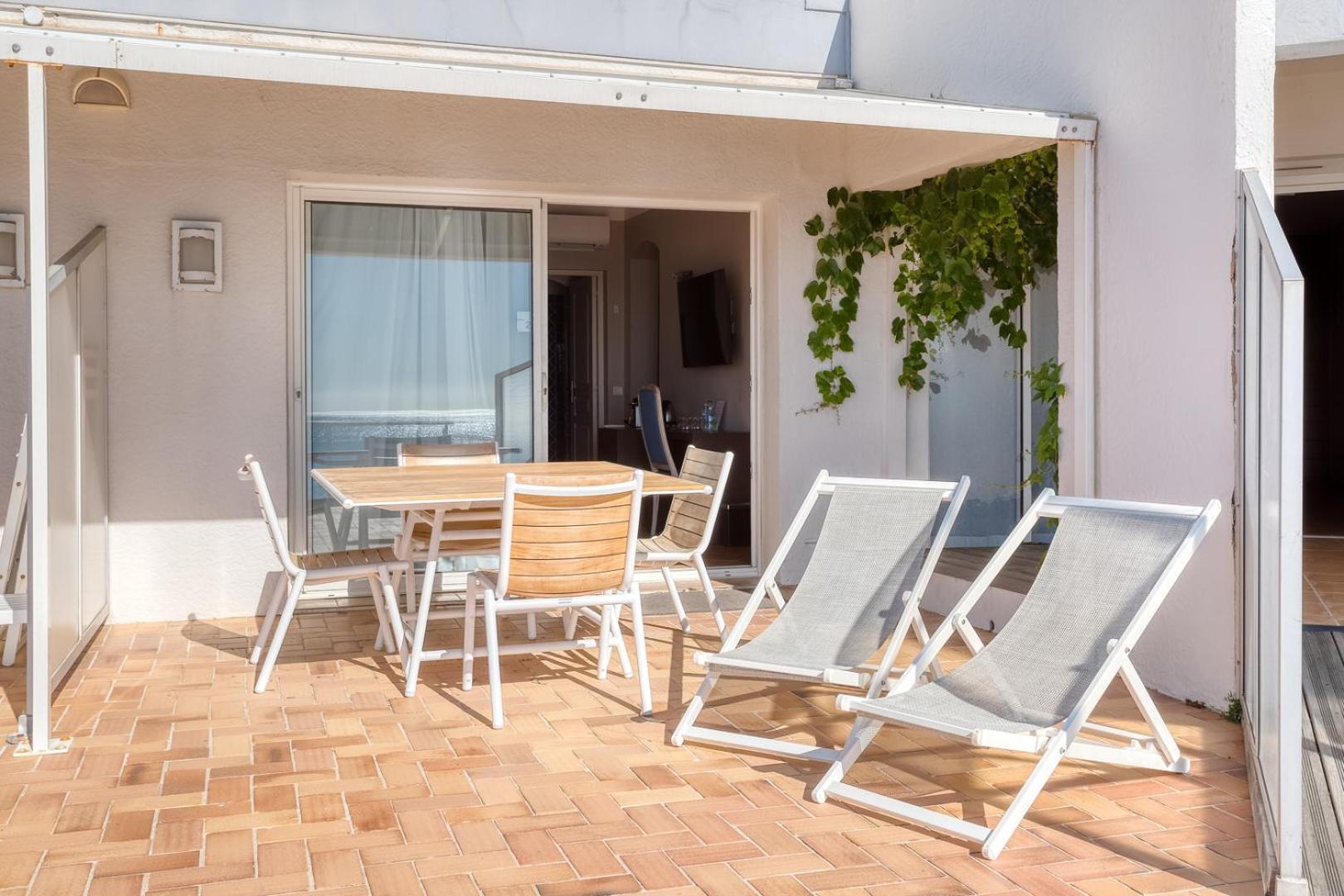 Roc Hotel - Hotel 4 Etoiles Les Pieds Dans L'Eau Le Lavandou Exterior foto